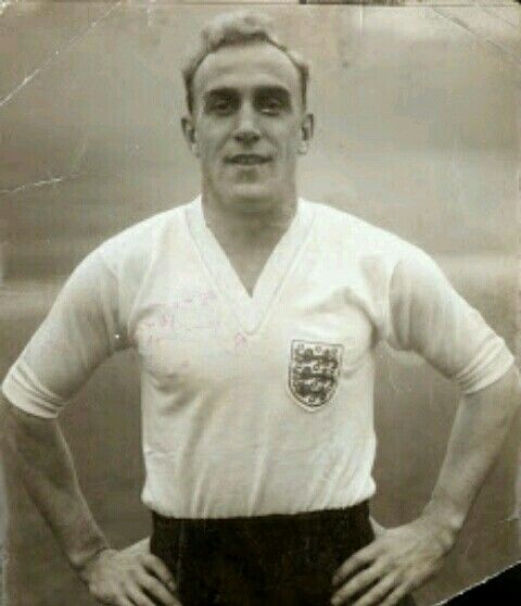 	Billy Wright 	